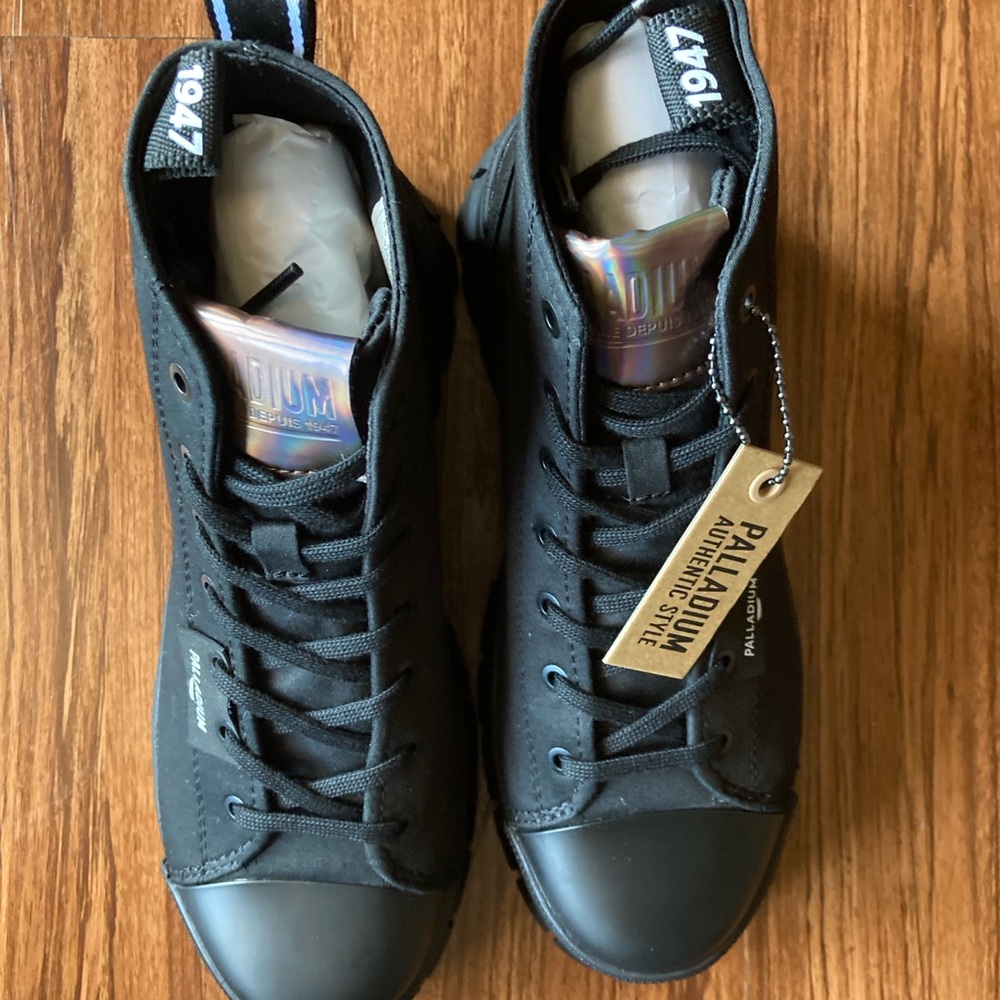 Palladium Revolt Hi TX Women’s Black High-Top Shoes - Picture 7 of 10